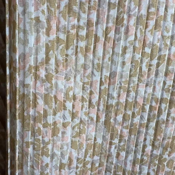 LOVIE & Co Plumba Pleated Dress in Blush Pink Tones Puffy sleeves Size Medium - Picture 5 of 7